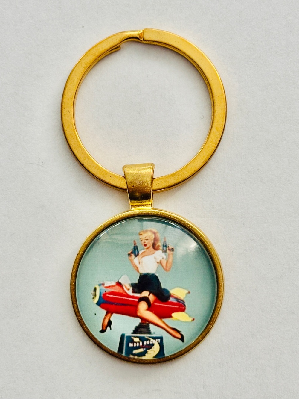 Vintage Style Gold Colour Rocket Pin-Up Lady Unisex Keychain, NWT